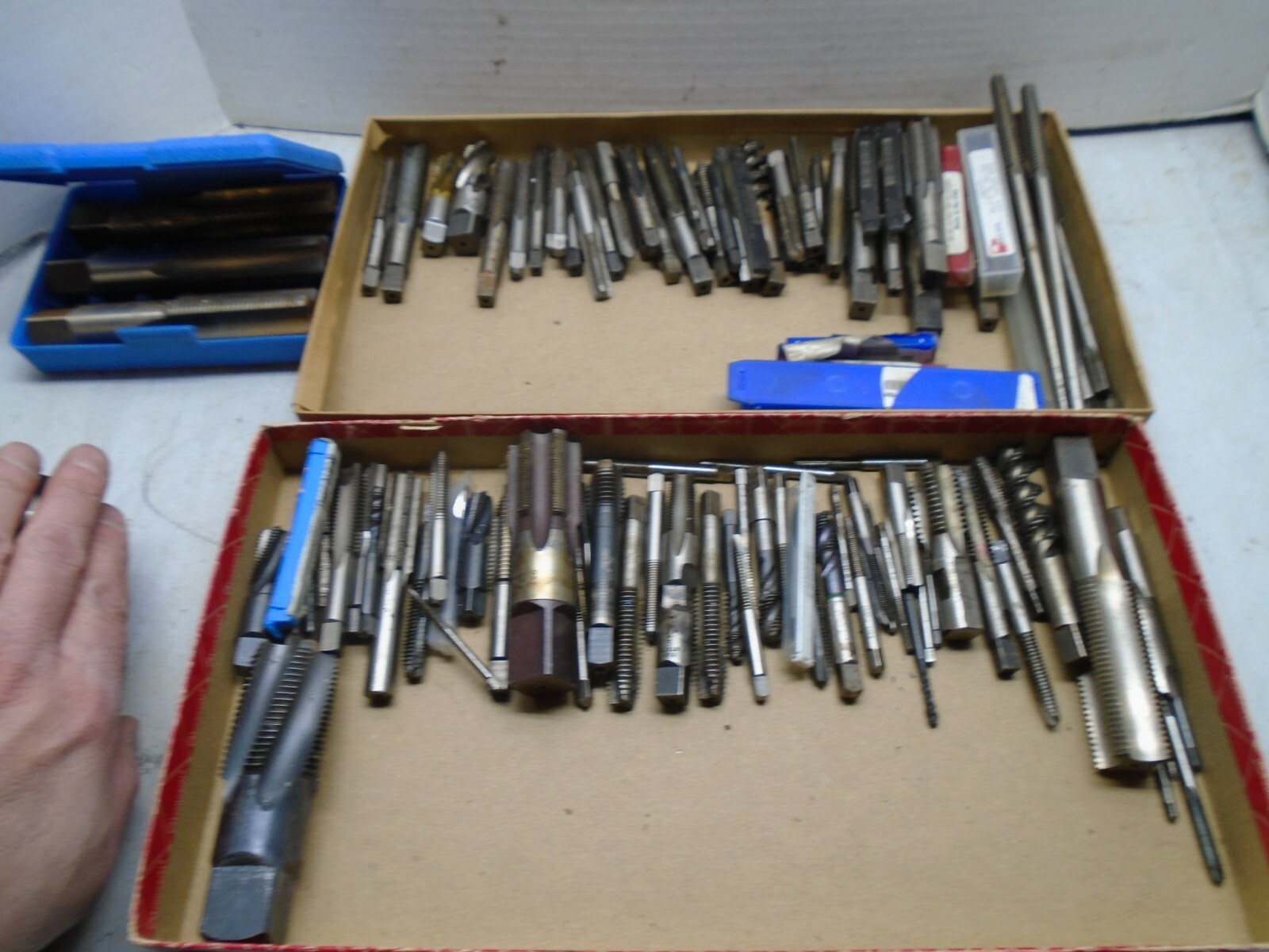 LARGE TAP LOT