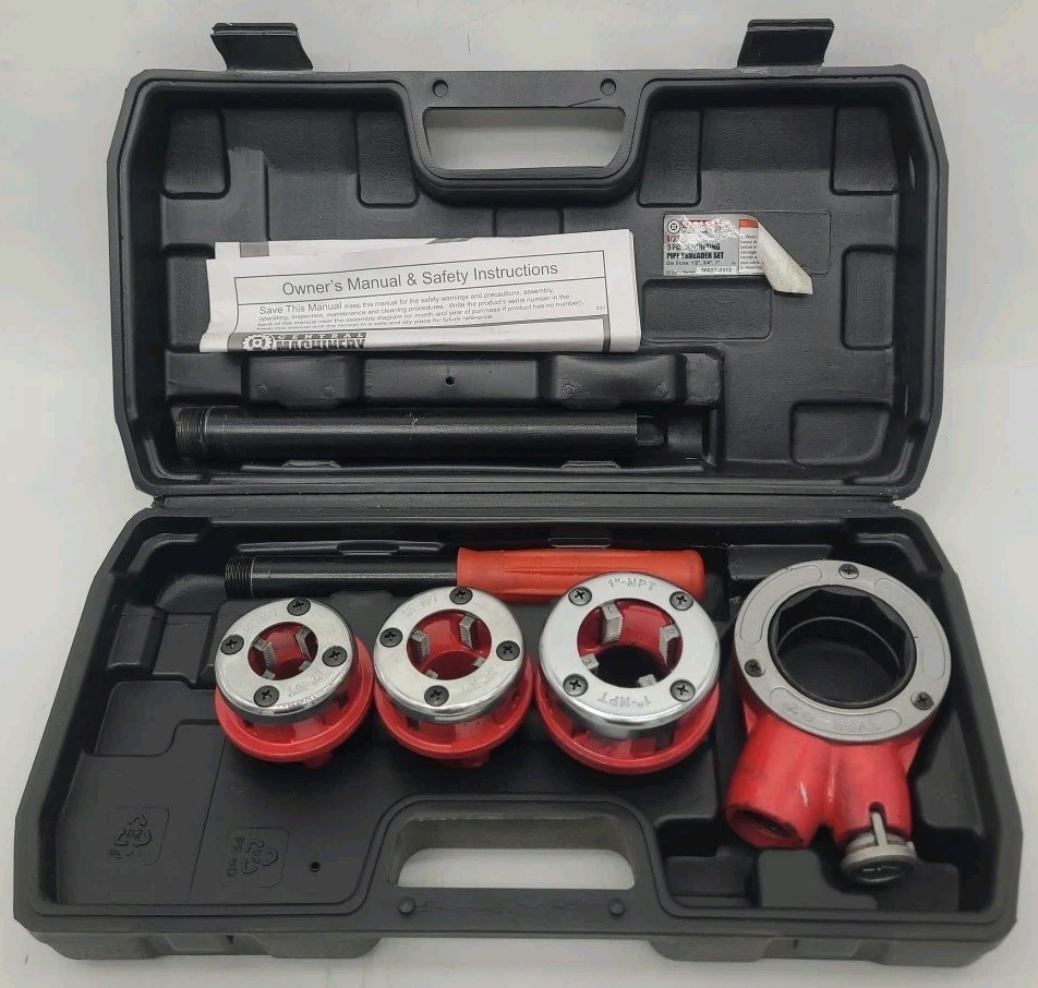 Central Machinery Ratcheting Pipe Threader Set 1/2″ 3/4″ 1″ NPT 5pc Case 57257