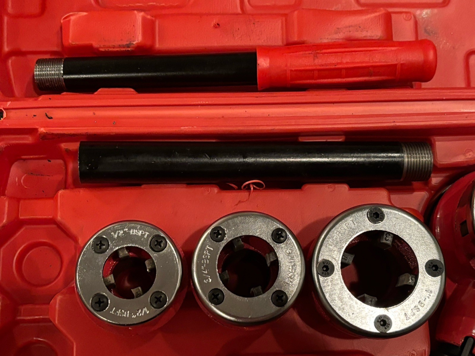 Ratchet Pipe Threader Pipe Threading Tool 1/2”-1 1/4” Dies
